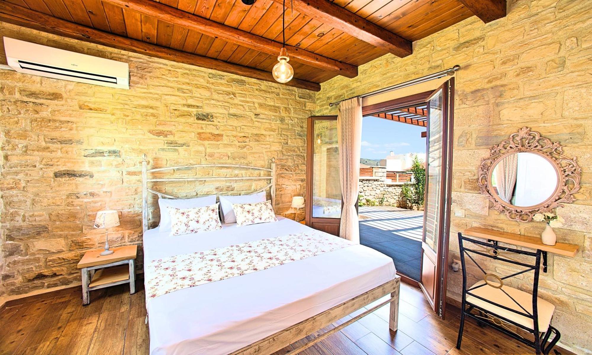 Cretan Sunrise Villa Heated Pool Dhimitroulianá Exterior photo
