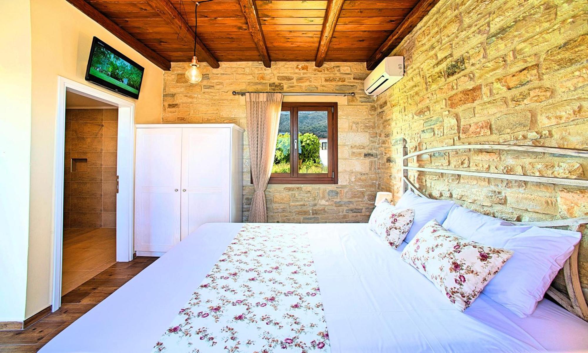 Cretan Sunrise Villa Heated Pool Dhimitroulianá Exterior photo