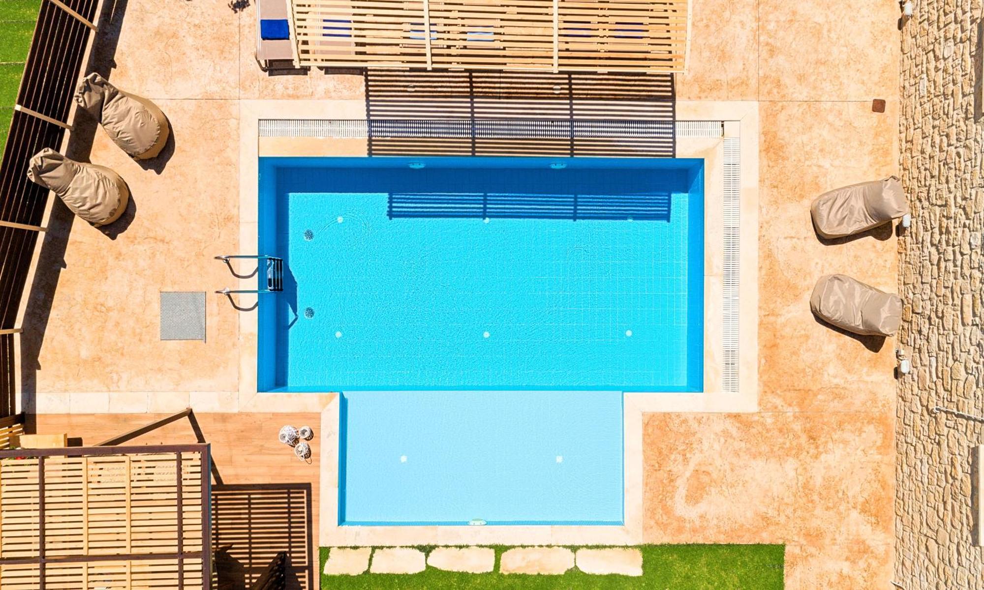 Cretan Sunrise Villa Heated Pool Dhimitroulianá Exterior photo