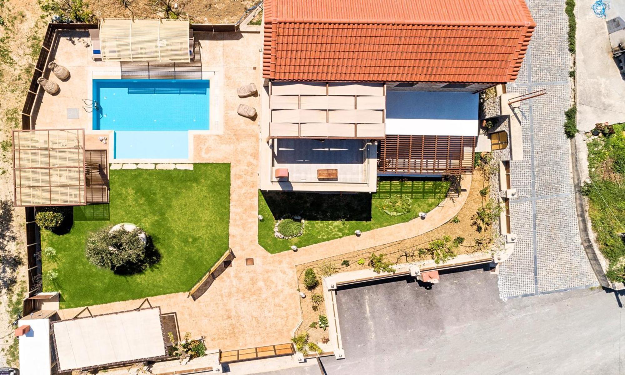 Cretan Sunrise Villa Heated Pool Dhimitroulianá Exterior photo